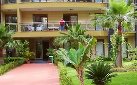Selcuklu Konaklari